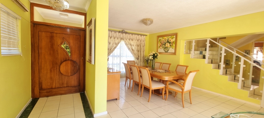 4 Bedroom Property for Sale in Vincent Heights Eastern Cape